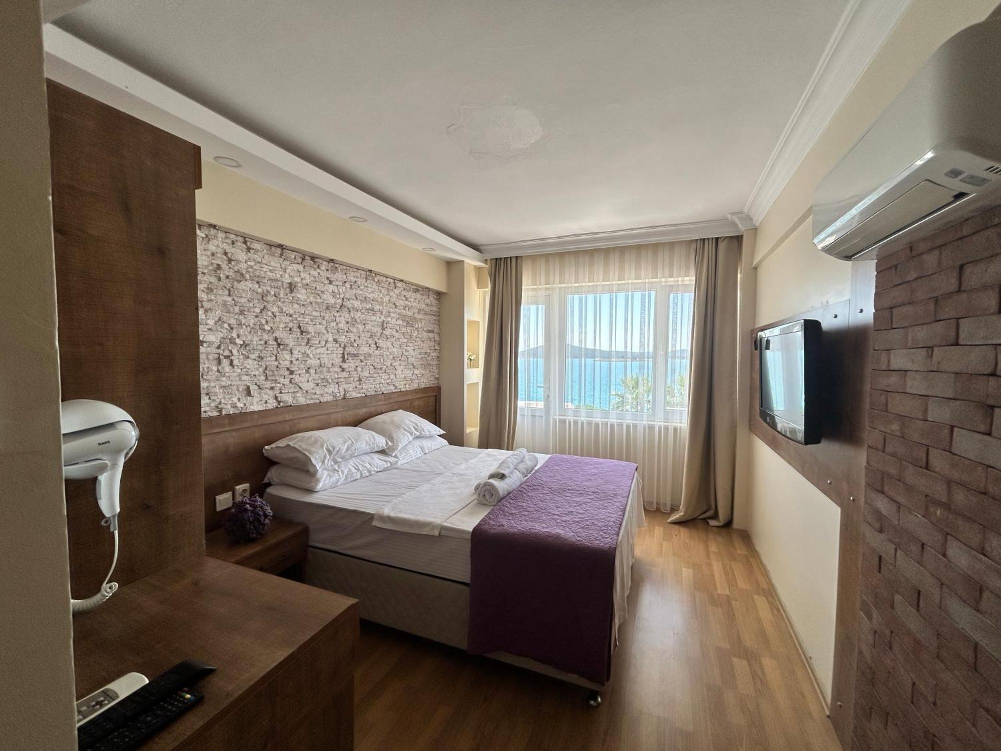 Cunda Panorama Otel Айвалик Екстер'єр фото