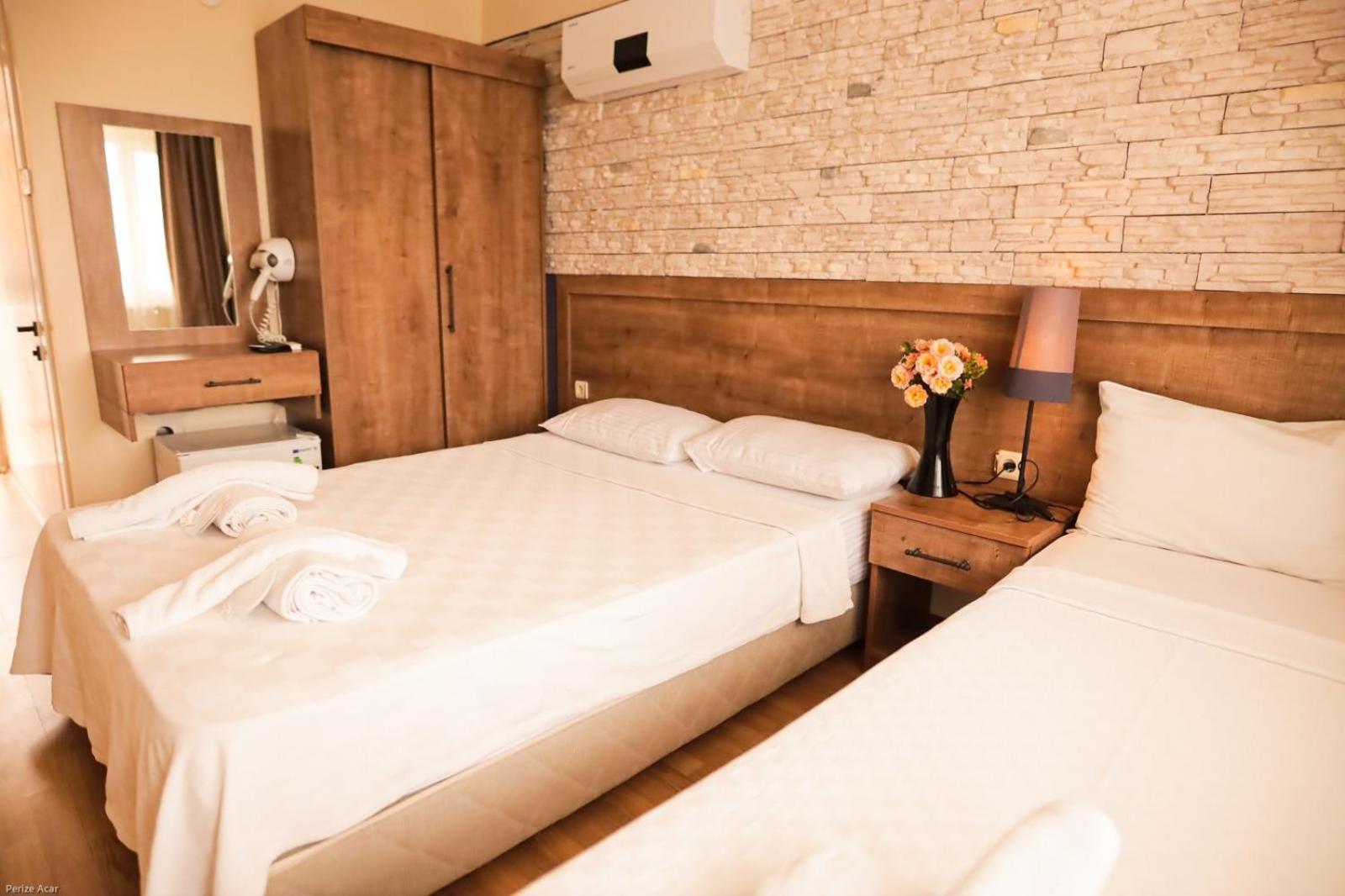 Cunda Panorama Otel Айвалик Екстер'єр фото
