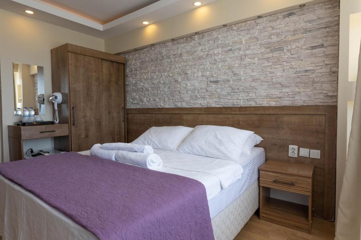 Cunda Panorama Otel Айвалик Екстер'єр фото