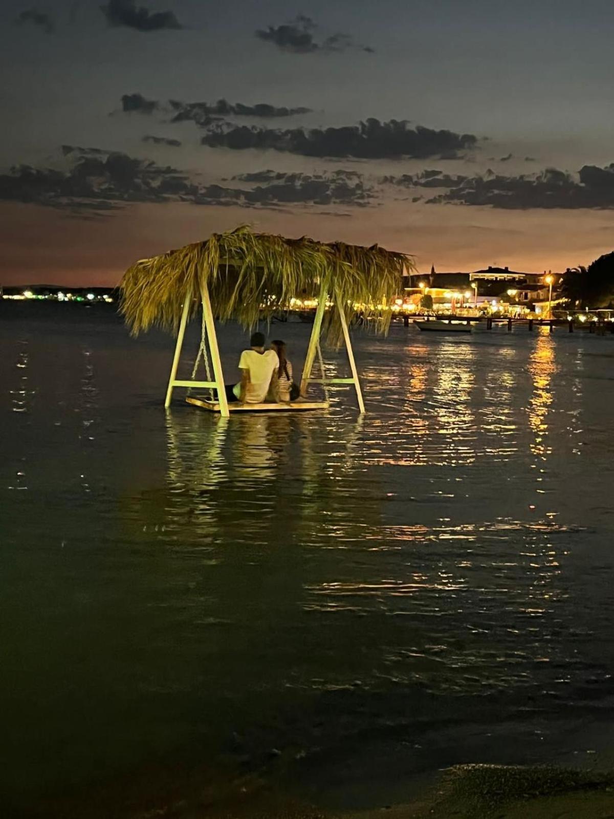 Cunda Panorama Otel Айвалик Екстер'єр фото