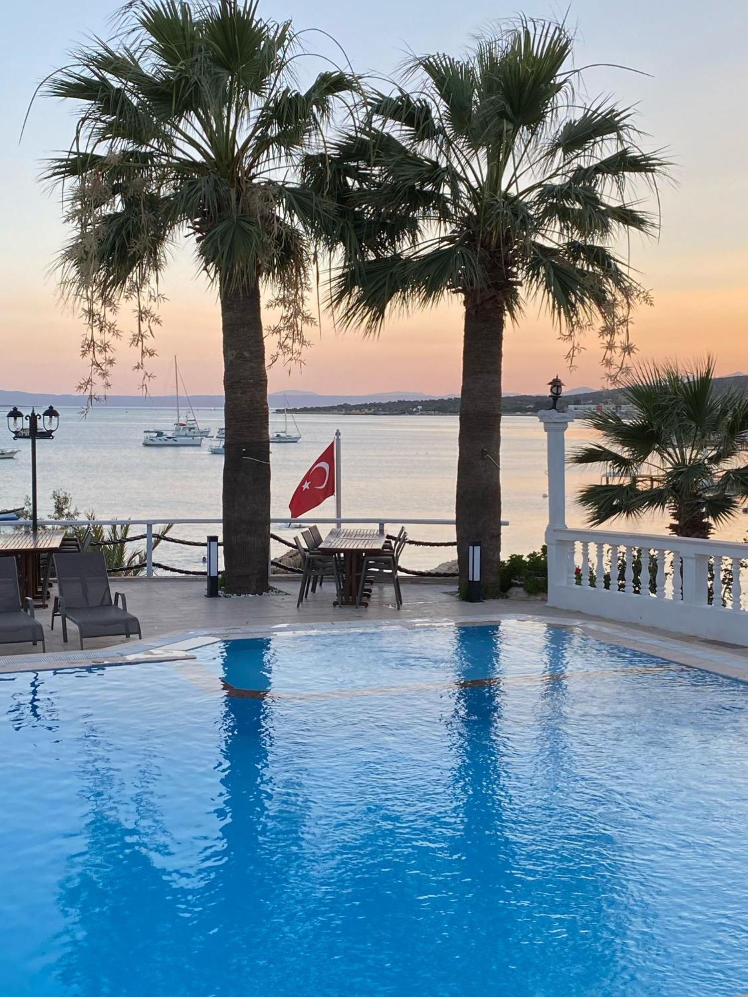 Cunda Panorama Otel Айвалик Екстер'єр фото